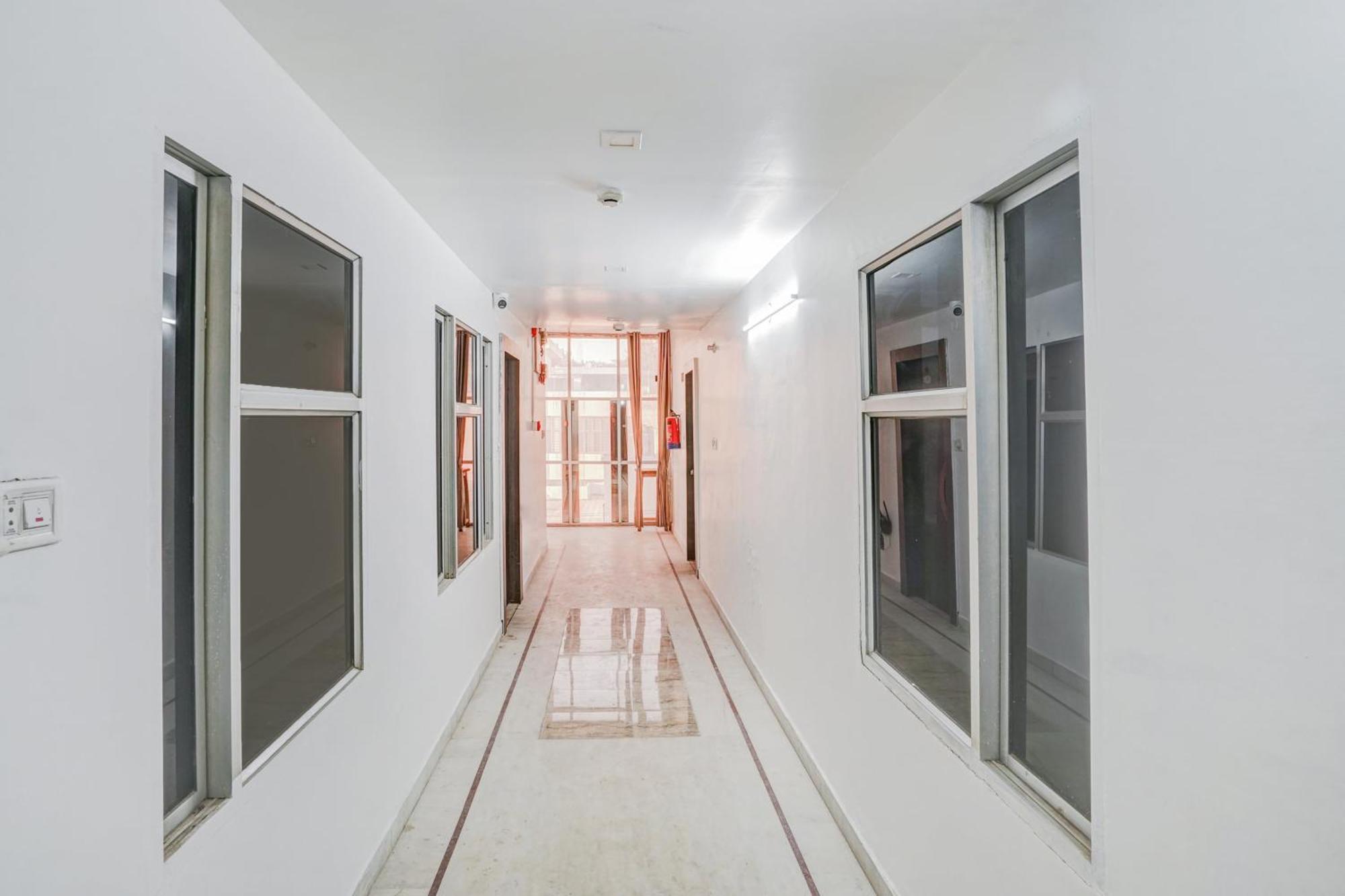 Super Hotel O Kaveri Path Formerly Shree Sai Residency Džajpur Exteriér fotografie